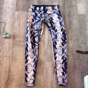Lululemon Tie-Dye Leggings size 8
